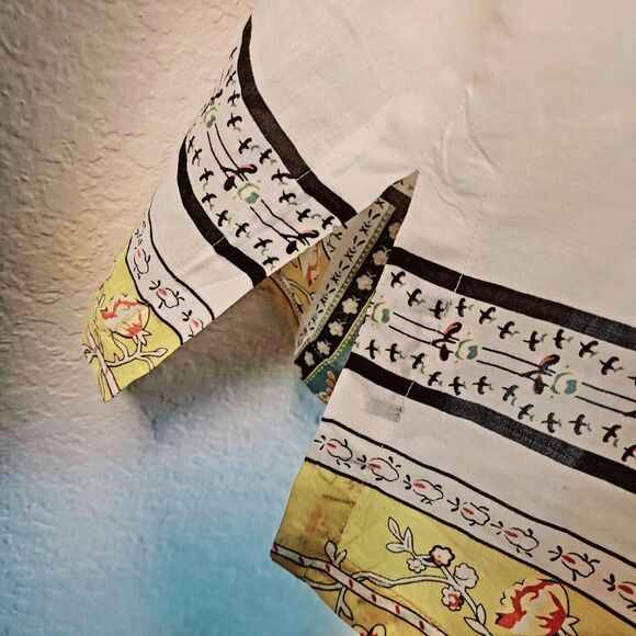 CITRON Butterfly Embroidered Tunic - SMALL - Unique Spring Floral - Ramie Linen - Picture 7 of 13